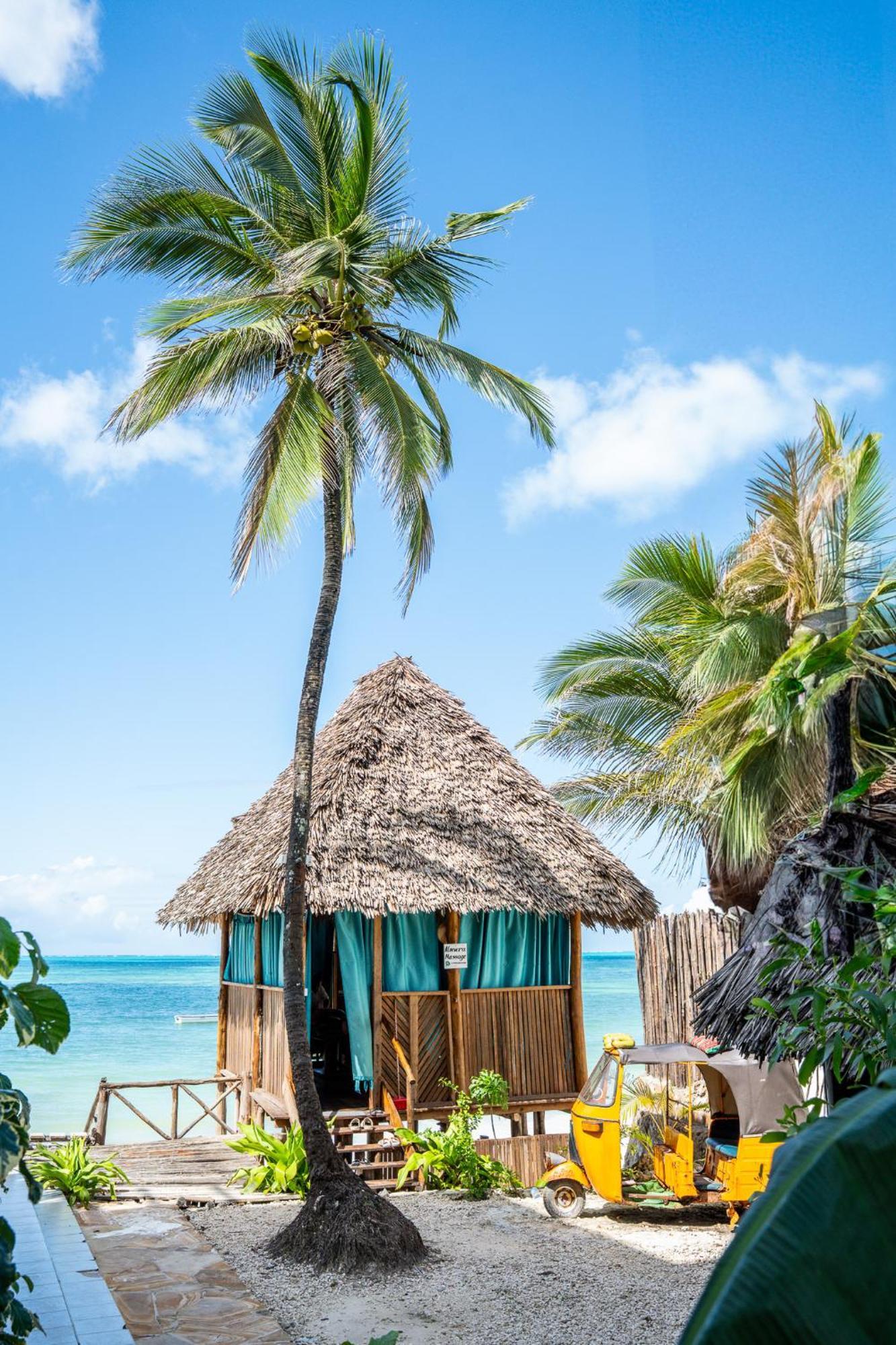 Hotel Pili Pili Paradise